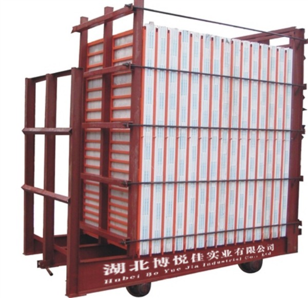 博悅佳輕質隔墻板生產設備展_輕質隔墻板生產線_輕質隔墻板生產設備-湖北博悅佳實業(yè)有限公司